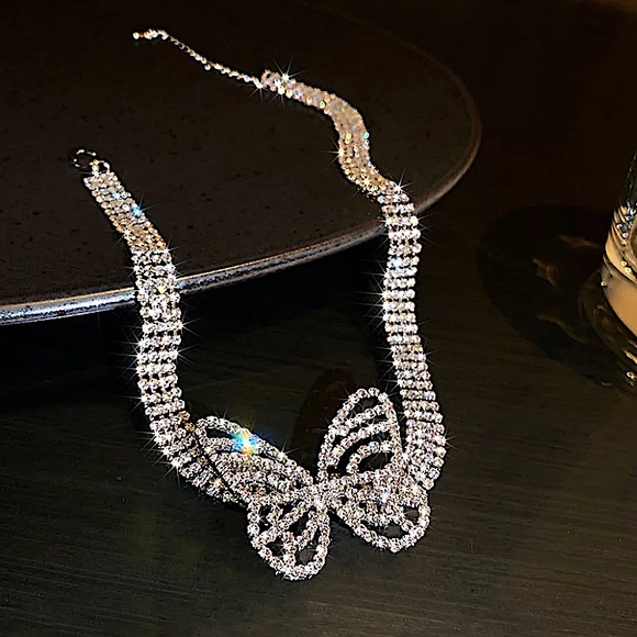 Silver Butterfly Crystal Rhinestone Choker - Picture 3 of 7